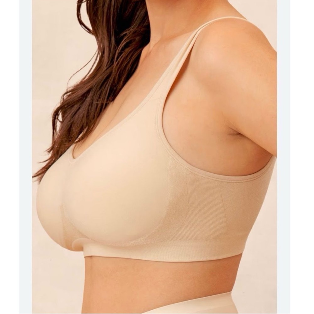 Truekind Daily Comfort Cream Wireless‎ Shaper Bra Med T-shirt Supportive